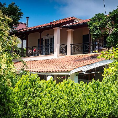 Tholeto Apartments Agios Gordios  Eksteriør billede