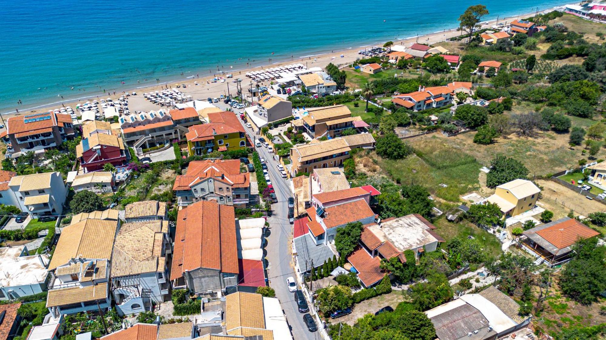Tholeto Apartments Agios Gordios  Eksteriør billede