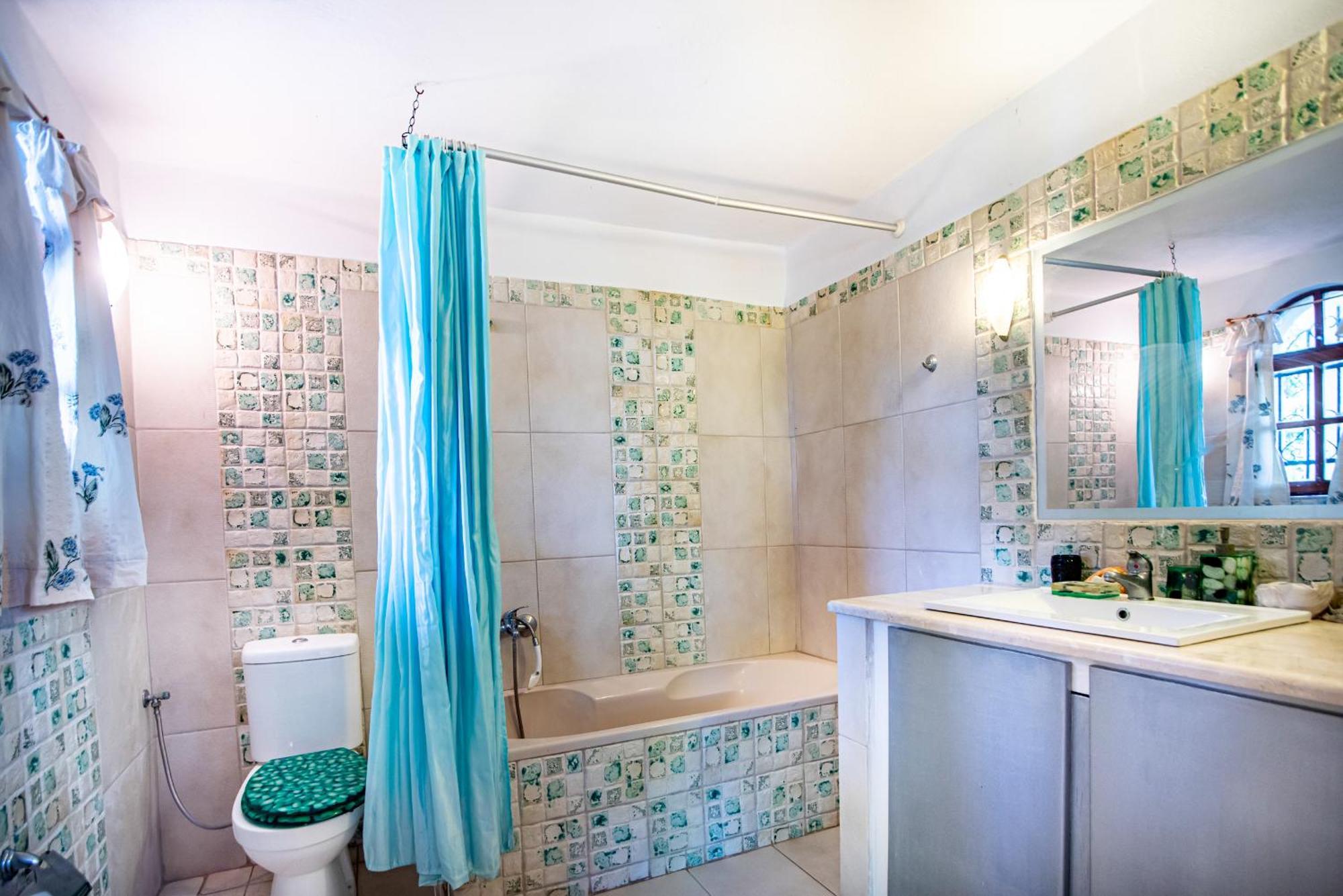 Tholeto Apartments Agios Gordios  Eksteriør billede